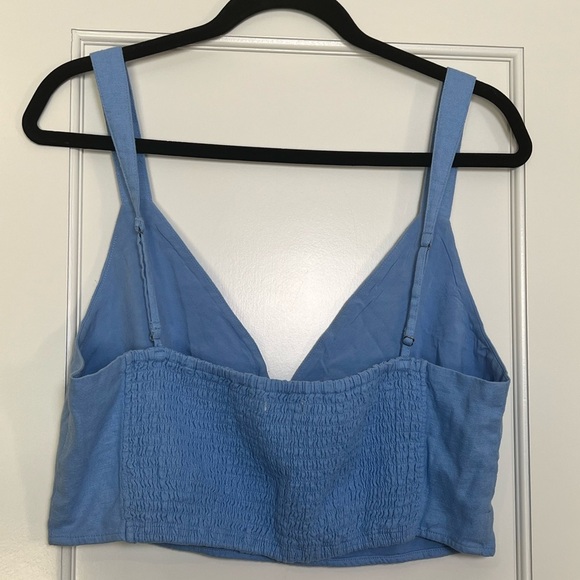 Abercrombie & Fitch Blue Linen Cropped Top (Large) - Picture 2 of 4